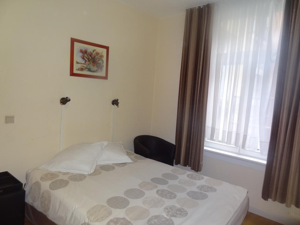 Logies Ocelot Oostende Exterior foto